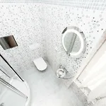 Romantic studio with jacuzzi